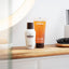 Tabac Original After Shave Lotion Apres Rasage + Bade- & Duschgel auf Badezimmerablage
